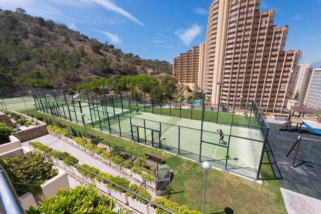 High Rise Apartment On The 39Th Floor With Private Terrace And Sea Views 베니돔 외부 사진