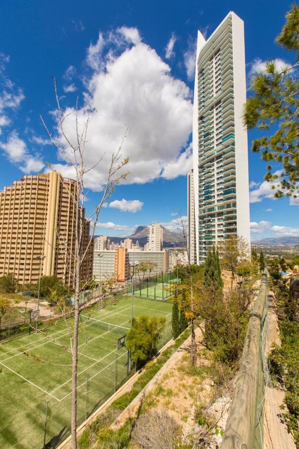 High Rise Apartment On The 39Th Floor With Private Terrace And Sea Views 베니돔 외부 사진